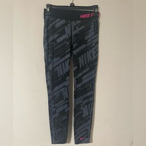 Nike Pro leggings